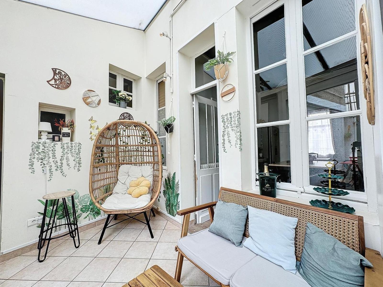A1 Champagne Residence - 200 M2 14 Personnes 2 Toilets 4 Showers - Hyper Centre - Chalons En Champagne Luaran gambar